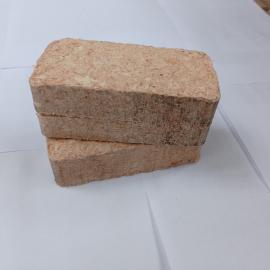Briketes 70 x 400 x 430 | Kurināmais, briketes | JAPEDA SUNRISE s.r.o.