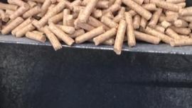 Kapsulu frēze Peletovací linka   |  Koksnes atkritumu apstrādes iekārta | Kokapstrādes iekārtas | Pila Hradec 