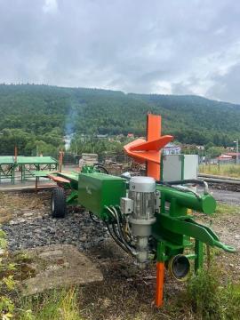 Baļķu atdalītājs Tark -50  |  Koksnes atkritumu apstrādes iekārta | Kokapstrādes iekārtas | Drekos Made s.r.o